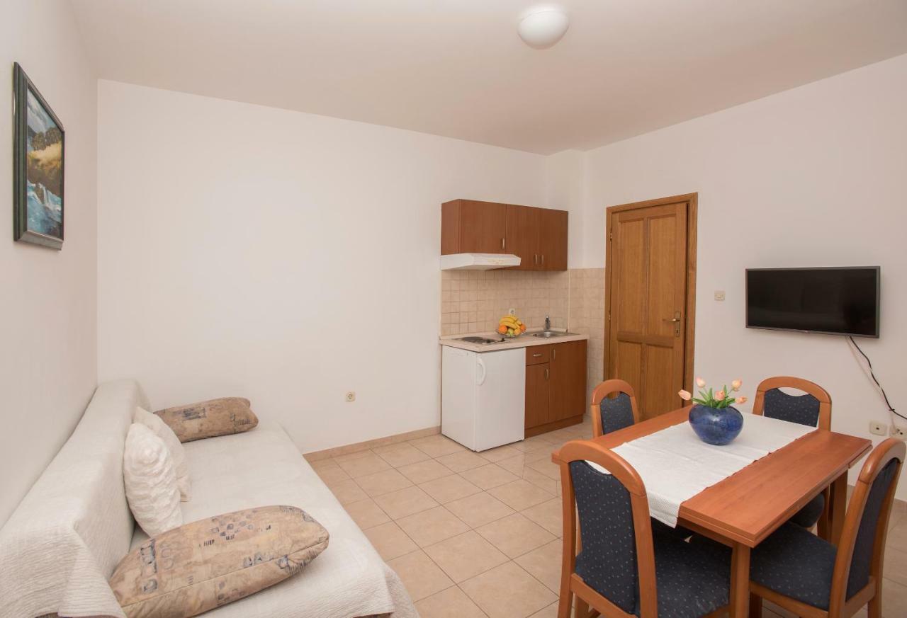 Villa Ivka Tučepi Buitenkant foto