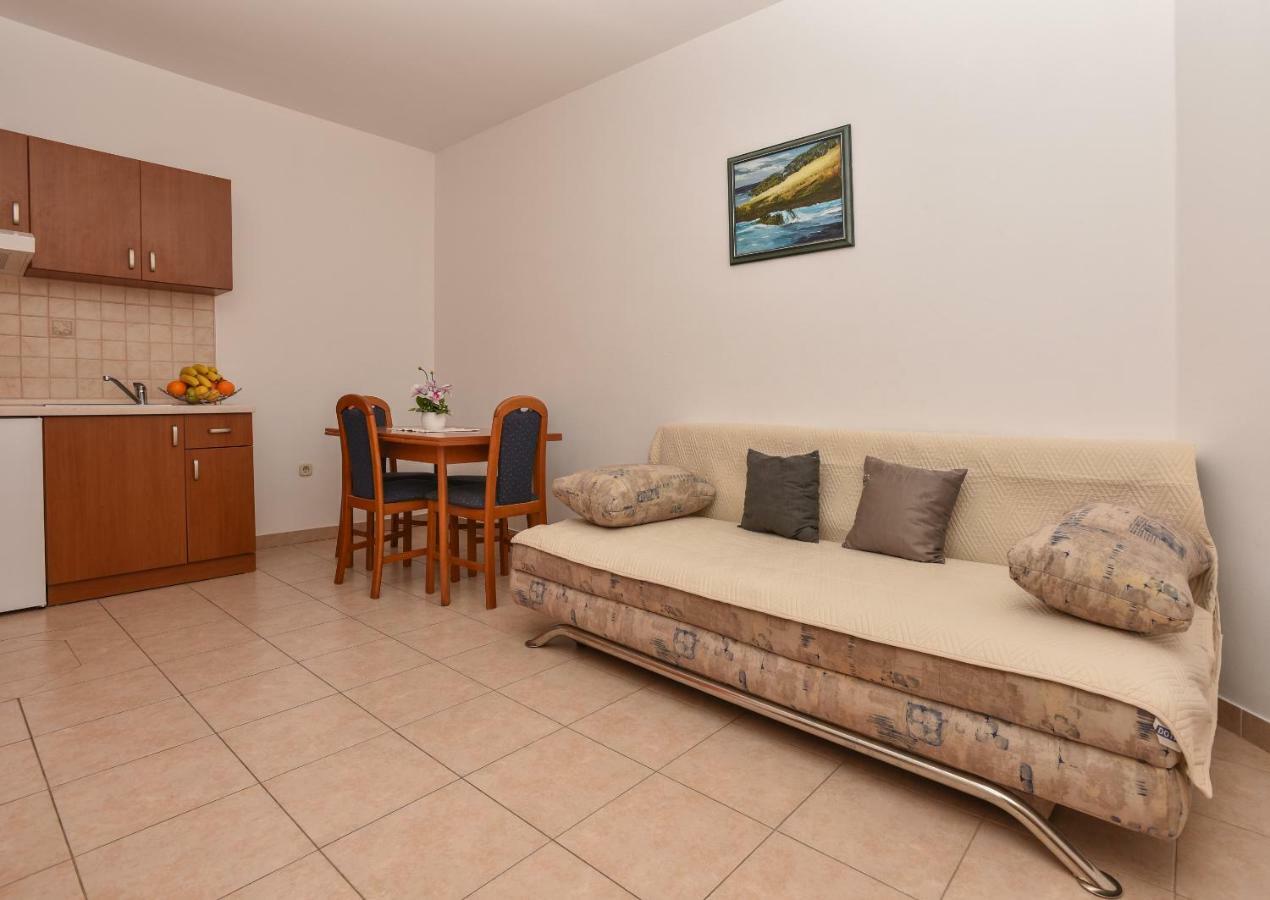 Villa Ivka Tučepi Buitenkant foto
